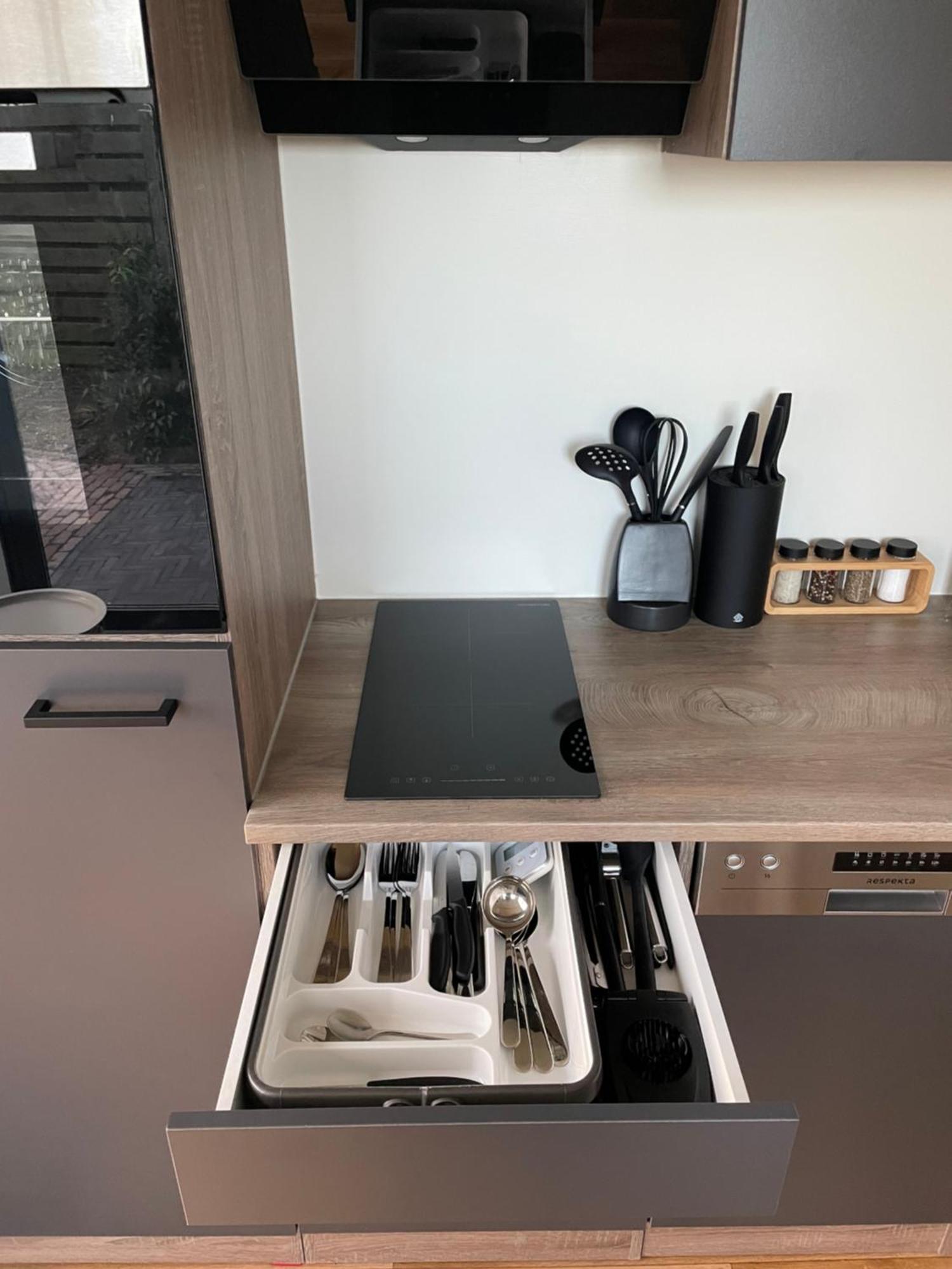 Luxe Tiny House Incl Jacuzzi En Strandhuisje In Zomerseizoen Meliskerke المظهر الخارجي الصورة