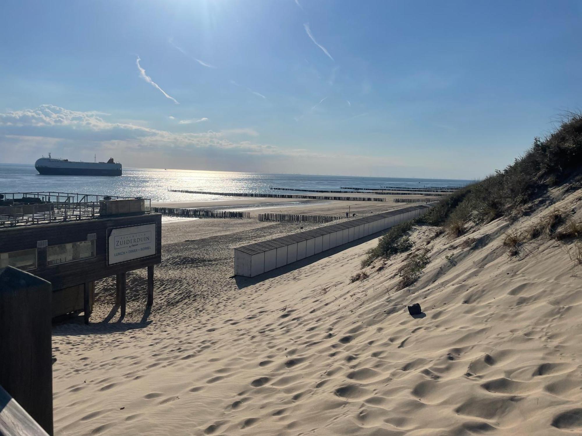 Luxe Tiny House Incl Jacuzzi En Strandhuisje In Zomerseizoen Meliskerke المظهر الخارجي الصورة